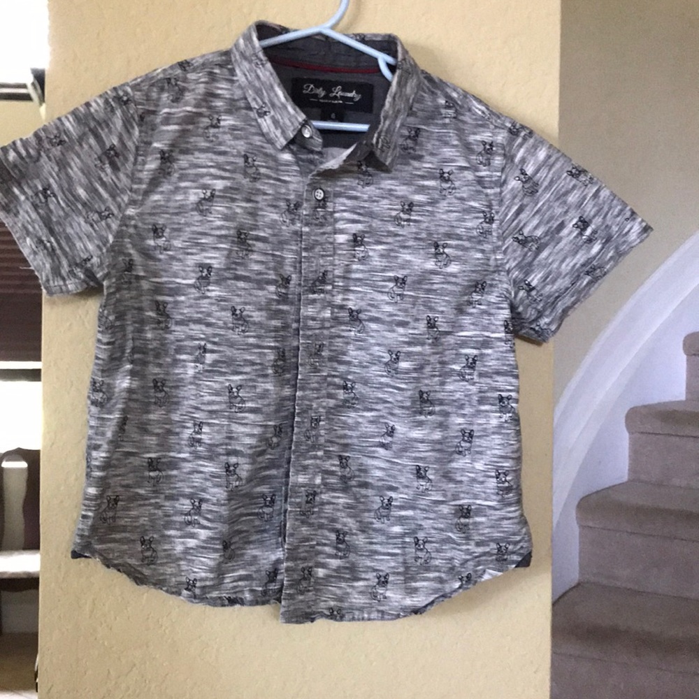 Bulldog Puppy 🐶 Button down Dirty Laundry shirt 6
